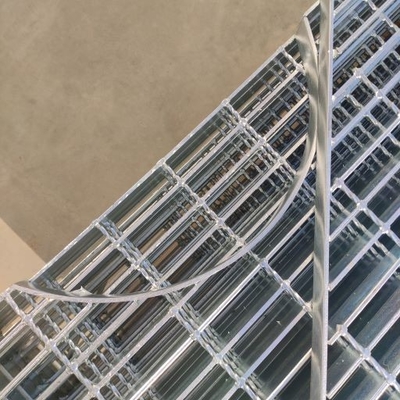 Pressure Welded Steel Metal Grating Tahan Korosi