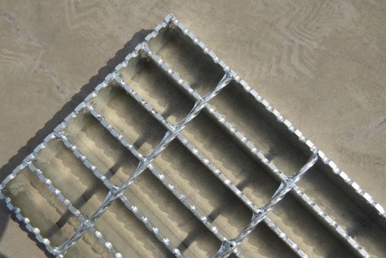 T1 Steel Grate Stair Tapak 30mm Bearing Bar Pitch