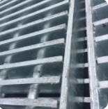 Pressure Welded Stainless Steel Grating 30mm Bearing Bar Pitch
