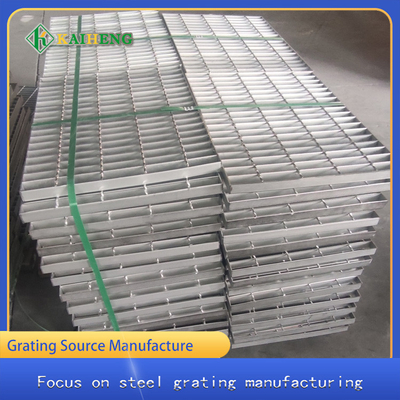 Safety Welded Mesh Fencing Roof Fall Protection Railing Untuk Tangga Tangga Balkon
