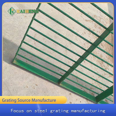 Plastik Mencelupkan Baja Karbon Galvanized Walkway Mesh Metal Grid