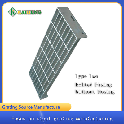 Keselamatan Hot Dip Galvanized Steel Parutan Tangga Logam Tapak