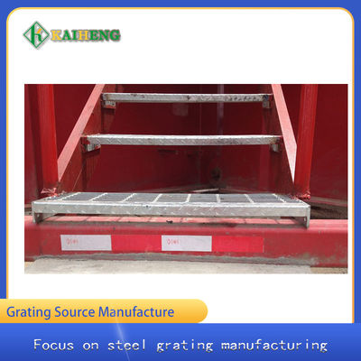 T4 Checkered Platenosing Steel Grate Stair Tapak Bearing Bars Pada 40mm Pitch